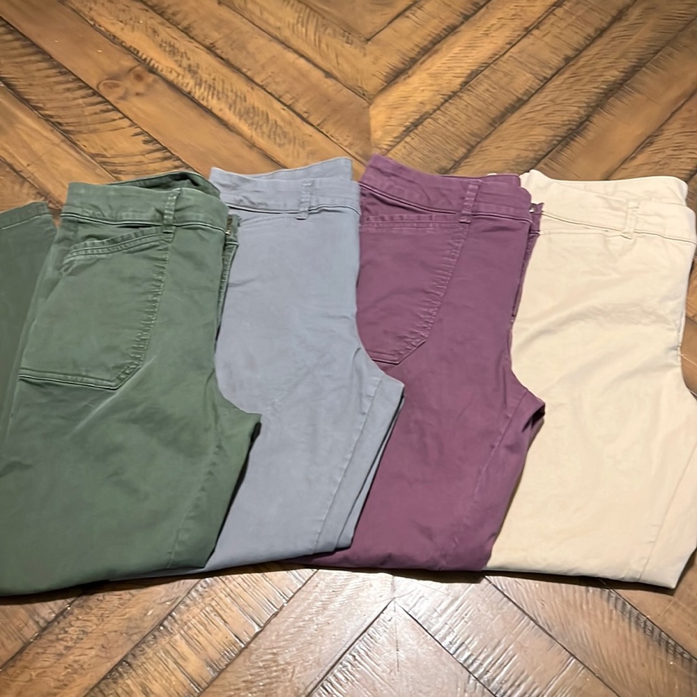 Old Navy Pixie cut pants
